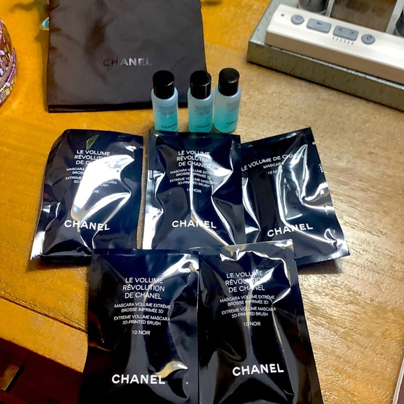 5 Chanel mascara (le volume de Chanel) samples with 3 Chanel eye makeup remover